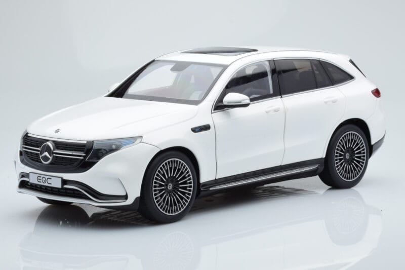 Mercedes EQC 400 Diamond Weiß NZG 1:18