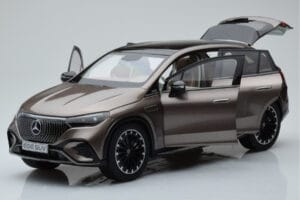 Mercedes EQE SUV X294 AMG Line Velvet Braun NZG 1:18 B66960836 Metall — Bild 2 von 8