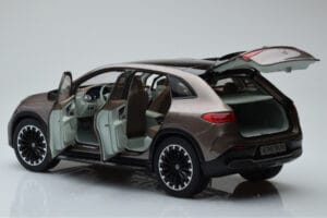 Mercedes EQE SUV X294 AMG Line Velvet Braun NZG 1:18 B66960836 Metall — Bild 5 von 8