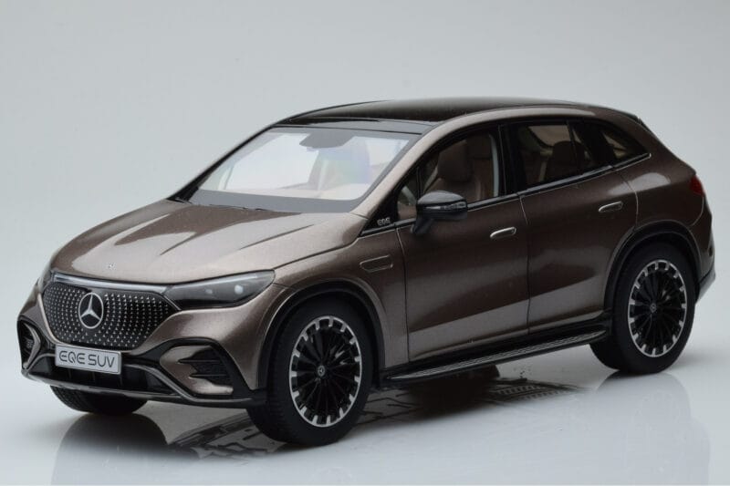 Mercedes EQE SUV X294 AMG Line Velvet Braun NZG 1:18