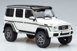Mercedes G500 4x4 W463 GT Spirit 1:18 GT142 Resin — Bild 4 von 6