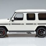 Mercedes AMG G63 W463 Weiß GT Spirit 1:18 KJ038 Metall - image 3 of 6