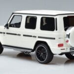 Mercedes AMG G63 W463 Weiß GT Spirit 1:18 KJ038 Metall - image 5 of 6