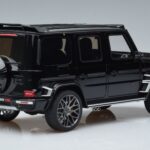 Mercedes G63 Brabus 700 Widestar W463 Perlschwarz GT Spirit 1:18 KJ040 Resin - image 2 of 6