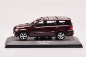 Mercedes GL X164 Carneol Rot Minichamps 1:43