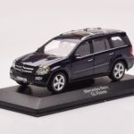 Mercedes GL X164 Tansanit Blau Minichamps 1:43 - image 2 of 4