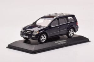 Mercedes GL X164 Tansanit Blau Minichamps 1:43 B66962228 Metall — Bild 2 von 4