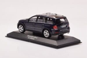 Mercedes GL X164 Tansanit Blau Minichamps 1:43 B66962228 Metall — Bild 3 von 4