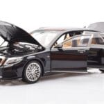 Mercedes Maybach S-Class W222 Brabus 900 Obsidian Schwarz Almost Real 1:18 - image 2 of 8