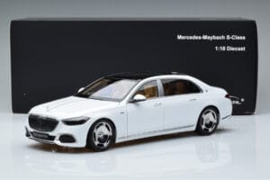 Mercedes Maybach S600 W222 V12 Biturbo Diamond Weiß Almost Real 1:18 820116 Metall — Bild 11 von 11
