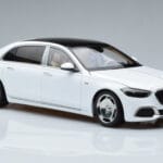 Mercedes Maybach S600 W222 V12 Biturbo Diamond Weiß Almost Real 1:18 - image 6 of 11