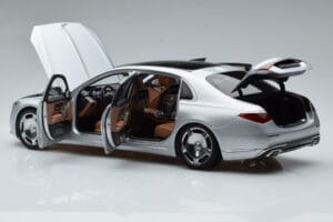 Mercedes Maybach S600 W222 V12 Biturbo Hightech Silber Almost Real 1:18 820118 Metall — Bild 8 von 12