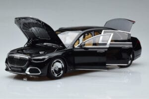 Mercedes Maybach S600 W222 V12 Biturbo Obsidian Schwarz Almost Real 1:18 820115 Metall — Bild 2 von 11