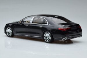 Mercedes Maybach S600 W222 V12 Biturbo Obsidian Schwarz Almost Real 1:18 820115 Metall — Bild 7 von 11