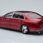 Mercedes Maybach S600 W222 V12 Biturbo Patagonia Rot Almost Real 1:18 - image 7 of 10