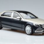 Mercedes Maybach S650 X222 Silberblau Norev 1:18 B66960615 Metall - image 5 of 7