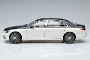 Mercedes Maybach S680 X223 Weiß Norev 1:18 B66961424 Metall — Bild 4 von 7