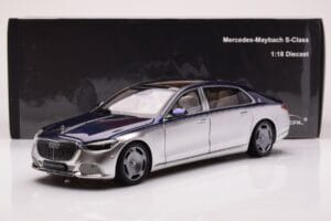 Mercedes Maybach S680 W223 Nautical Blau Cirrus Silber Almost Real 1:18 820125 Metall — Bild 8 von 8