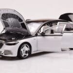 Mercedes Maybach S680 W223 Obsidian Schwarz Diamond Weiß Almost Real 1:18 - image 2 of 7