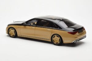 Mercedes Maybach S680 W223 Obsidian Schwarz Sand Almost Real 1:18 820124 Metall — Bild 6 von 7