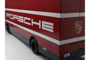 Mercedes O317 Porsche Transporter Rot CMR 1:18 CMR149 Metall — Bild 12 von 12