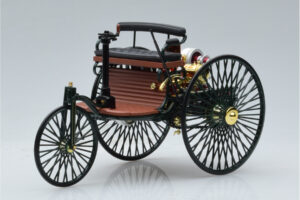 Mercedes Patent Motorwagen Grün Norev 1:18