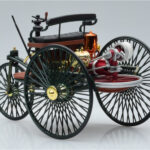 Mercedes Patent Motorwagen Grün Norev 1:18 - image 5 of 6