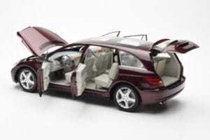 Mercedes R-Class W251 Rot Metallic Minichamps 1:18 150034602 Metall — Bild 5 von 8