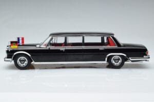 Mercedes 600 Pullman W100 W. Brandt G. Pompidou KK-Scale 1:18 KKDC181134 Metall — Bild 3 von 6