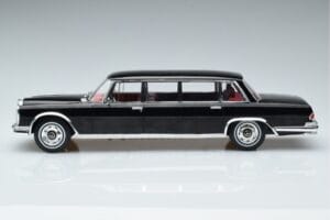 Mercedes 600 LWB Pullman W100 Schwarz MCG 1:18 MCG18187 Metall — Bild 3 von 6