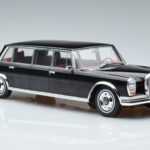 Mercedes 600 LWB Pullman W100 Schwarz MCG 1:18 MCG18187 Metall - image 4 of 6