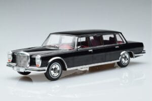 Mercedes 600 LWB Pullman W100 Schwarz MCG 1:18 MCG18187 Metall