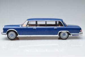 Mercedes S-Class 600 W100 LWB Pullman Dunkelblau MCG 1:18 MCG18189 Metall — Bild 3 von 6