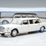 Mercedes S-Class 600 W100 LWB Pullman Weiß MCG 1:18 MCG18188 Metall - image 6 of 6