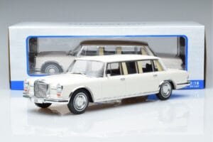 Mercedes S-Class 600 W100 LWB Pullman Weiß MCG 1:18 MCG18188 Metall — Bild 6 von 6
