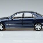 Mercedes S55 AMG W220 Blau Norev 1:18 183817 Metall - image 4 of 7