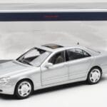 Mercedes S600 W220 Silber Metallic Norev 1:18 - image 8 of 8