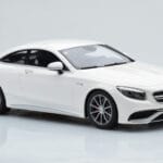 Mercedes AMG S63 C217 Coupe Weiß GT Spirit 1:18 - image 4 of 6