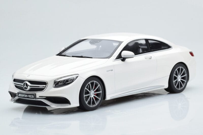 Mercedes AMG S63 C217 Coupe Weiß GT Spirit 1:18