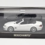 Mercedes SL 55 AMG R230 Weiß Minichamps 1:43 - image 4 of 4