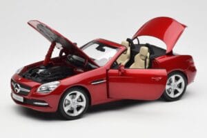 Mercedes SLK R172 Designo Zirkon Rot Minichamps 1:18 B66960513 Metall — Bild 2 von 8