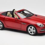 Mercedes SLK R172 Designo Zirkon Rot Minichamps 1:18 - image 6 of 8