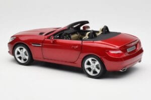 Mercedes SLK R172 Designo Zirkon Rot Minichamps 1:18 B66960513 Metall — Bild 7 von 8