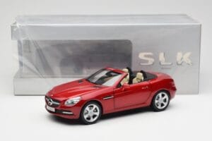 Mercedes SLK R172 Designo Zirkon Rot Minichamps 1:18 B66960513 Metall — Bild 8 von 8