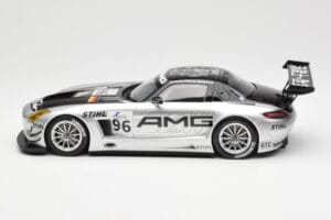 Mercedes SLS AMG GT3 #96 M. Hakkinen AMG Customer Sports 6 Hours of Zhuhai ILMC 2011 Minichamps 1:18 B66960197 Metall — Bild 3 von 6
