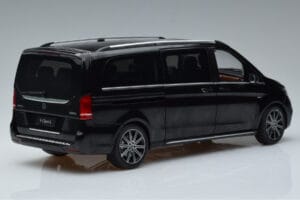 Mercedes V-Class W447 V260L Schwarz OEM 1:18 QALCN89911150 Metall — Bild 3 von 8