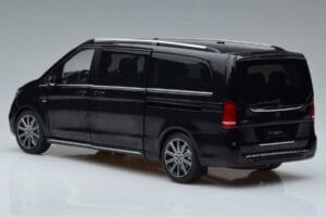 Mercedes V-Class W447 V260L Schwarz OEM 1:18 QALCN89911150 Metall — Bild 6 von 8