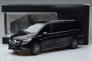 Mercedes V-Class W447 V260L Schwarz OEM 1:18 QALCN89911150 Metall — Bild 8 von 8