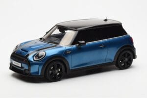 Mini Cooper S F56 Island Blau Otto 1:18