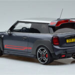 Mini John Cooper Works GP F56 Grau Otto 1:18 - image 5 of 6